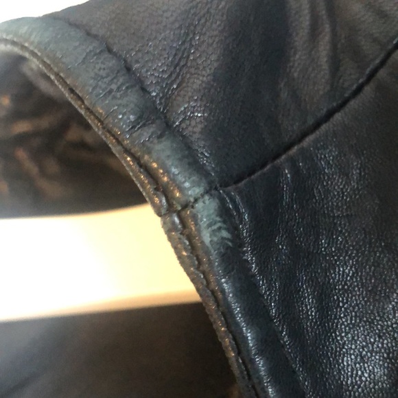 Michael Michael Kors Black Leather Faux-Fur-Collar Vest - Picture 4 of 6